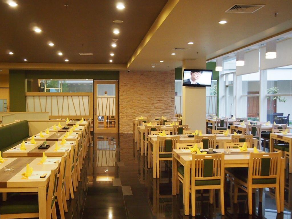 Treepark Serviced Apartment Karawang Exterior photo
