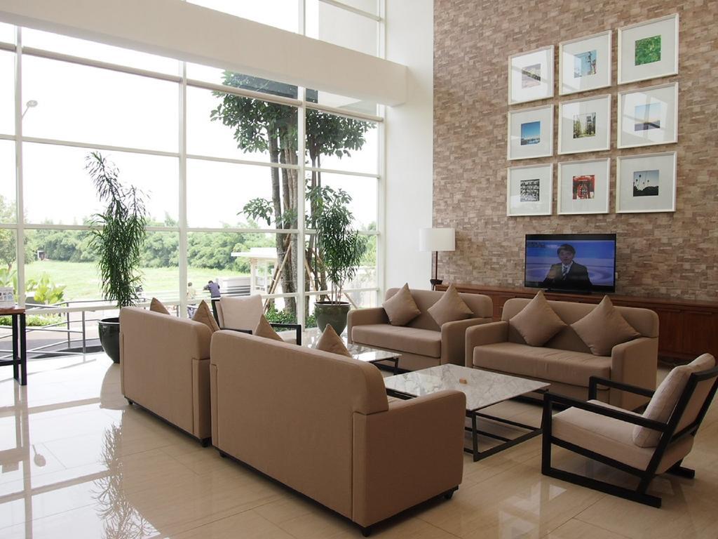 Treepark Serviced Apartment Karawang Exterior photo